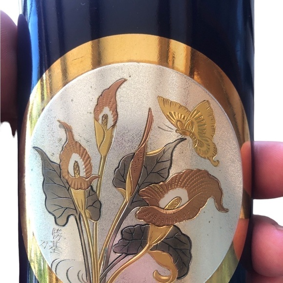 Vintage Chokin blue lily 24k gold lined vase butterfly florals beautiful gift - Picture 7 of 7